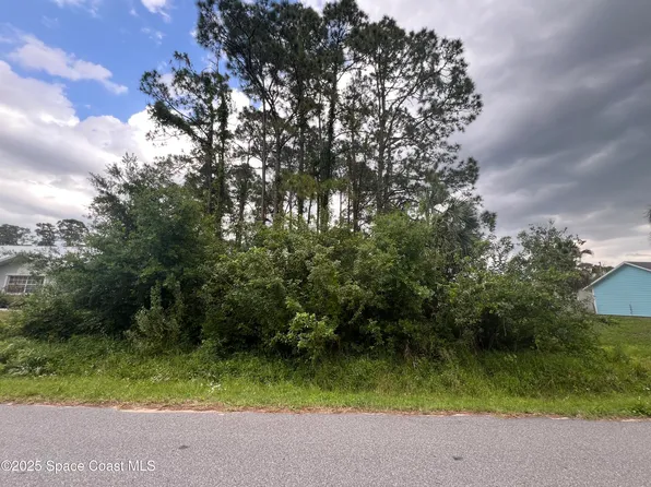 2681 Diane Ave SE, Palm Bay, FL 32909