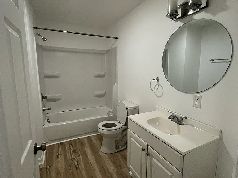 1118 E 15th Ave — Photo 14