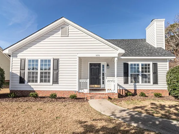 1620 Greys Mill Rd, Rocky Mount, NC 27804