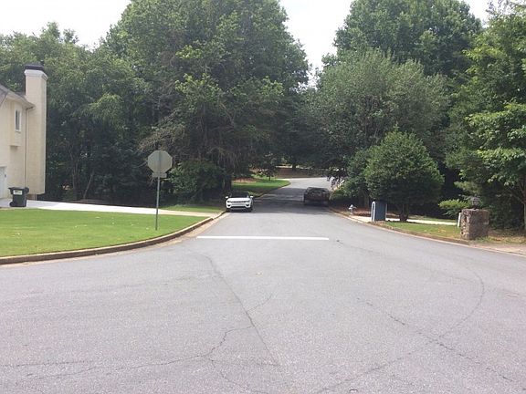 4th image of 5350 Skidaway Dr