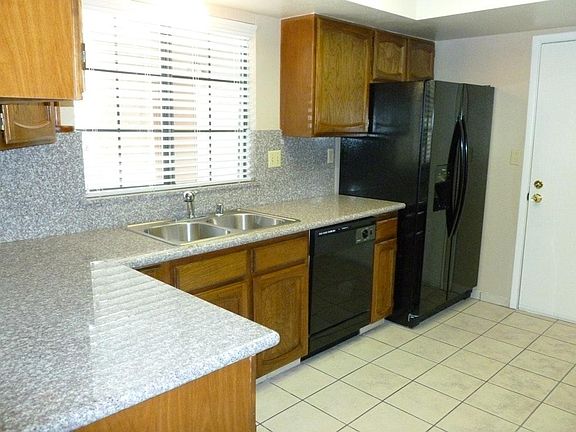 5th image of 3467 Nightflower Ln Unit D