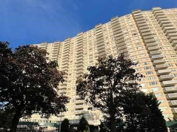 555 North Ave APT 18L, Fort Lee, NJ 07024