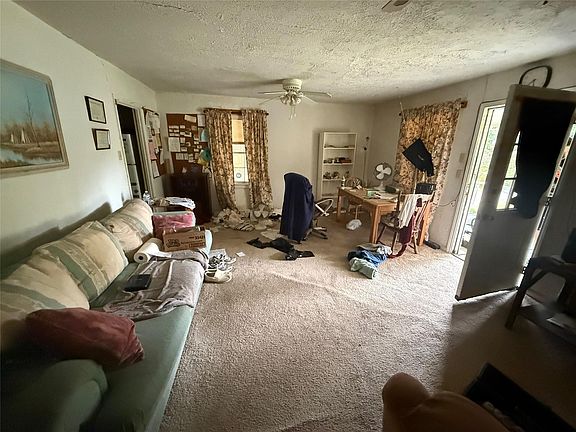 5th image of 1210 Richard Ave