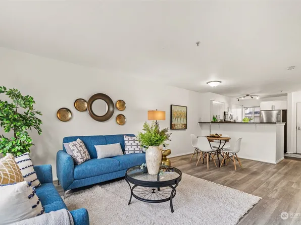 2401 SW Brandon Street #214, Seattle, WA 98106