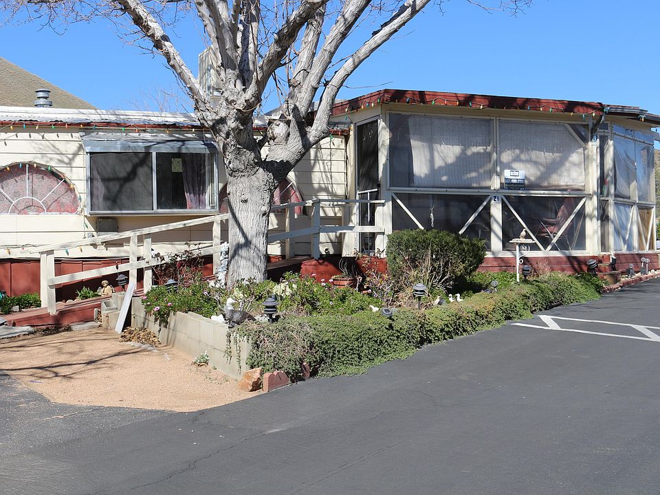 1st image of 2451 Soledad Canyon Rd #21