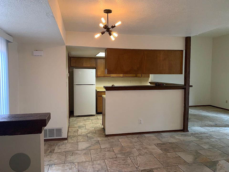1st image of 13515 McCall Ct NE