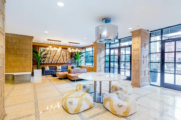 Rented by UES Management | media 9