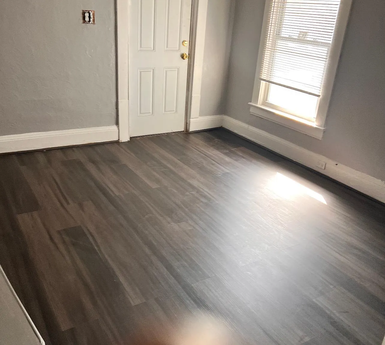 3347 N Detroit Ave — Photo 3