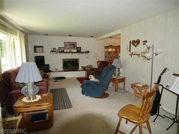 5th image of 26410 Sweetbriar St