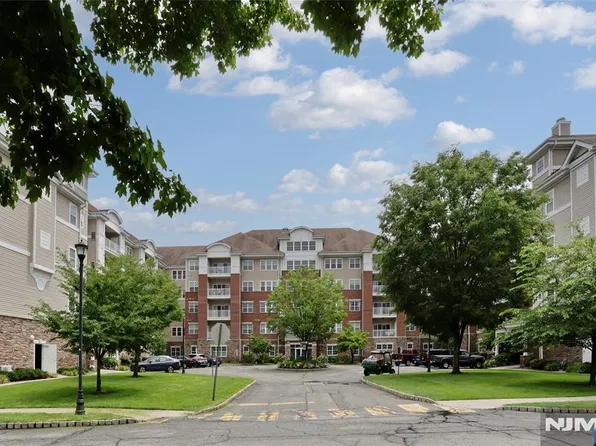 8405 Warrens Way #405, Wanaque, NJ 07465