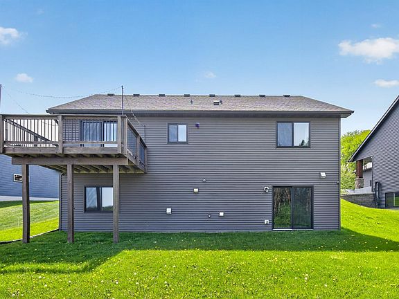 4th image of 36 Sunnydale Ln SE