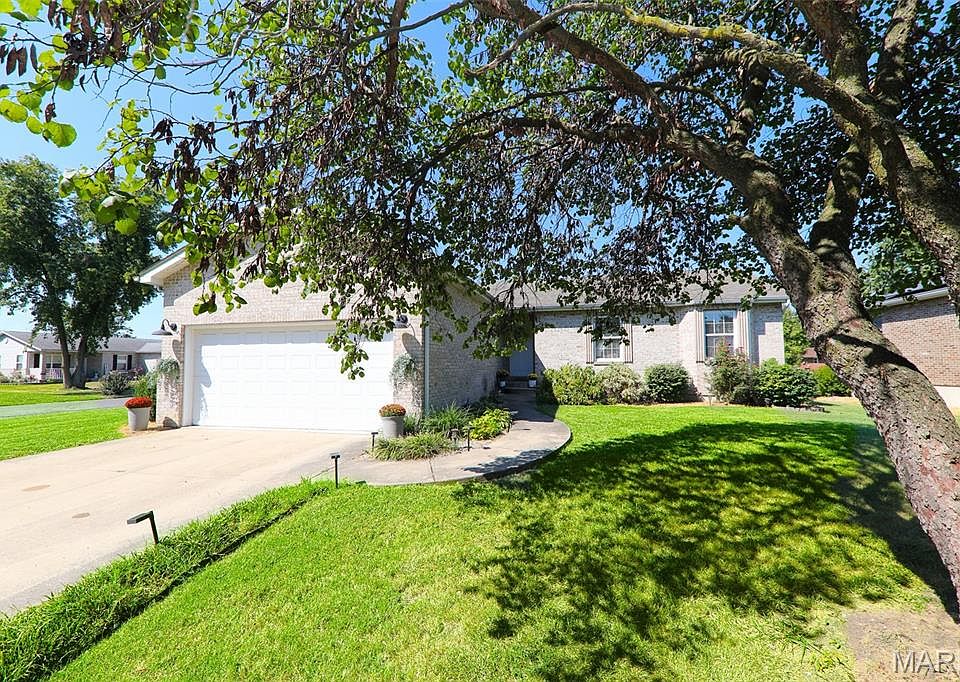 1st image of 148 Cynthia Ln