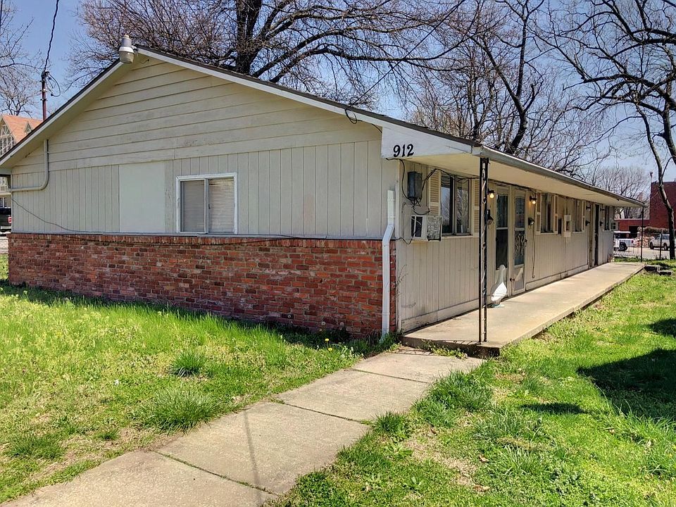 2nd image of 912 N Main Ave