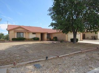 15481 Via Cartagena St, Hesperia, CA 92345