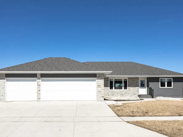 560 Hill Crest St, Edgerton, MN 56128