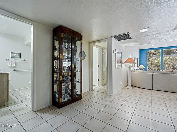 5th image of 5007 E South Regency Cir