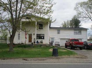 1558 Galbraith Line Rd, Yale, MI 48097