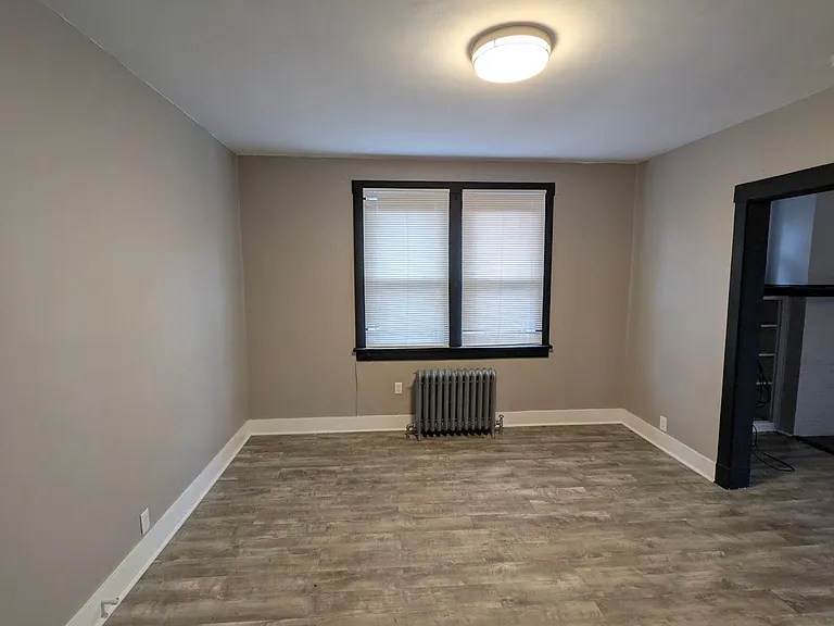 3863 Brighton Rd — Photo 9