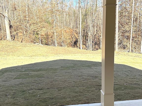 4th image of 125 Yancey Rd