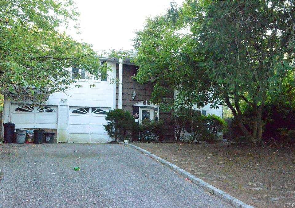 1st image of 10 Catalina Ct