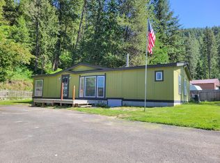 3811 Deer Ln, Loon Lake, WA 99148
