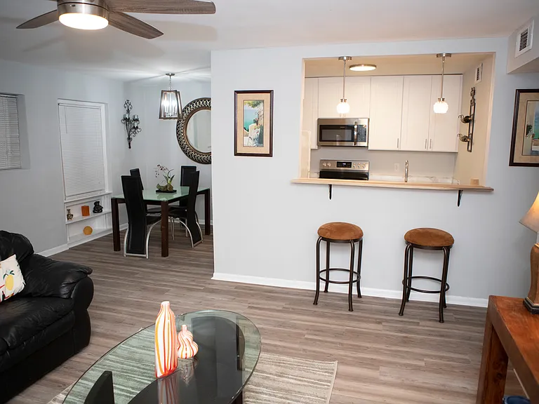 300 Bayou Blvd #106 — Photo 15