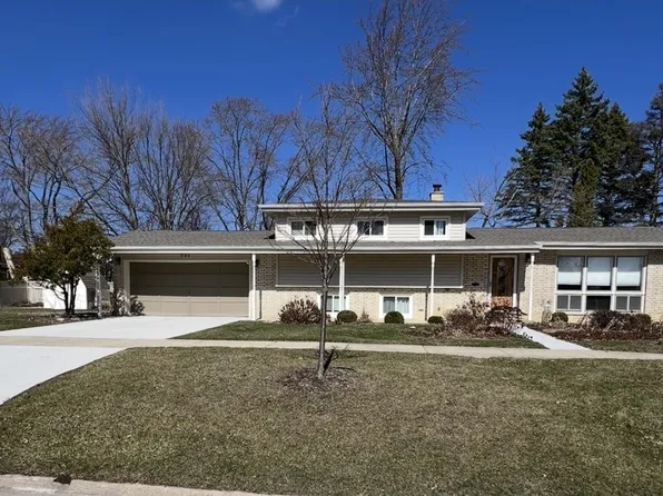 204 W Clarendon St, Arlington Heights, IL 60004