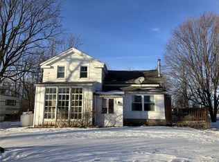 10963 Ryan Rd, Medina, NY 14103