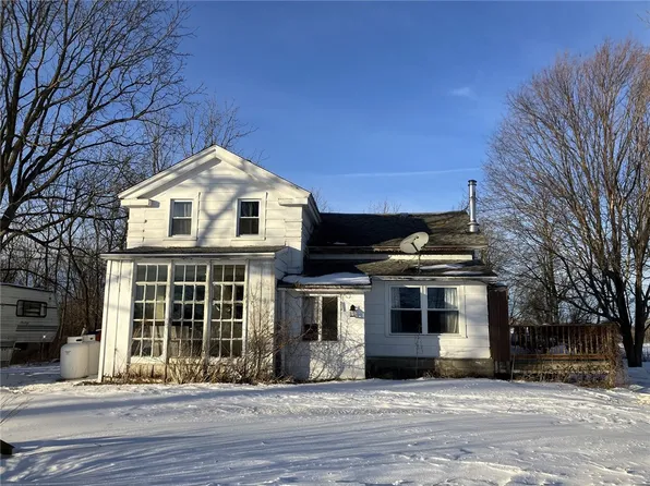 10963 Ryan Rd, Medina, NY 14103