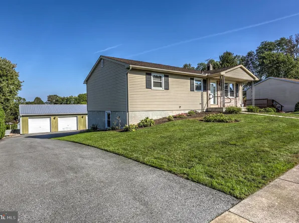 236 New St, Terre Hill, PA 17581
