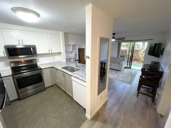 2747 S Kihei Rd, Kihei, HI