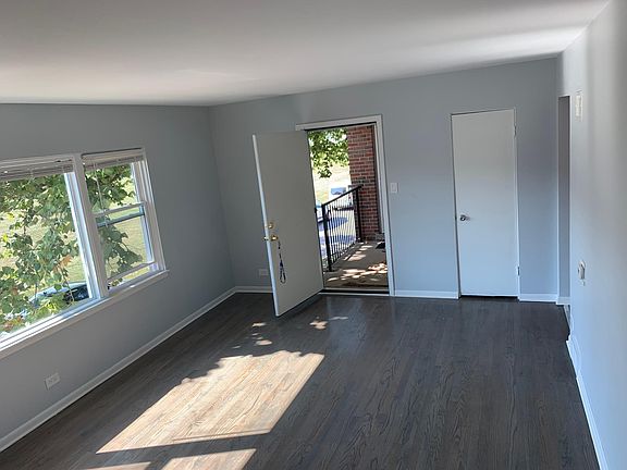 2nd image of 1505 N Maywood Dr #2