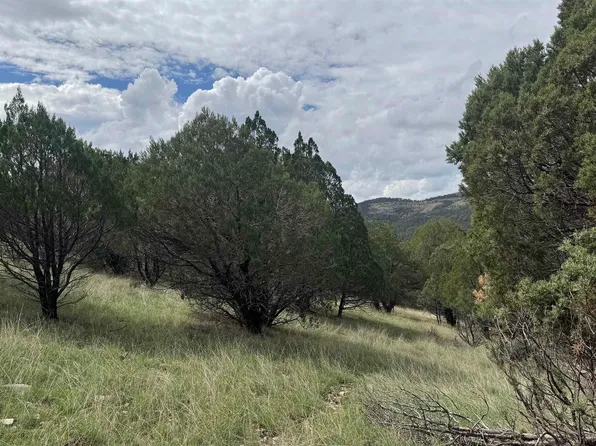 1826-1826B Rio Penasco Rd, Mayhill, NM 88339