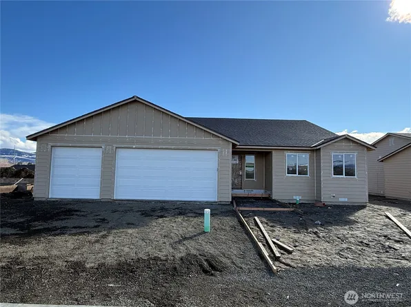 2424 Noah Street SE, East Wenatchee, WA 98802