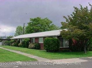 313 S 8th Ave APT 3, Yakima, WA 98902