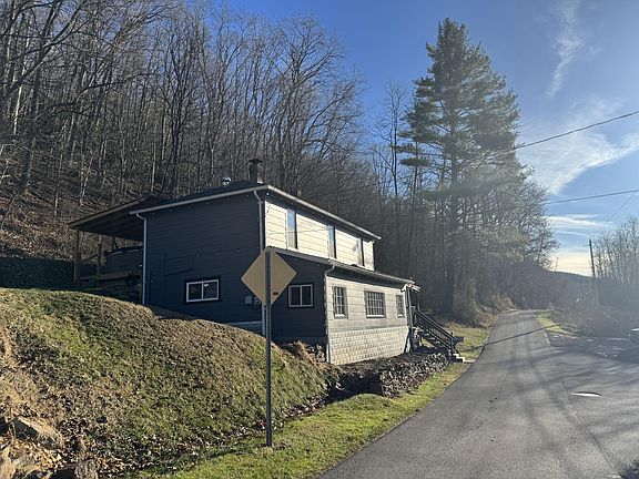 4th image of 193 4th Ave