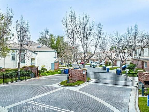 3rd image of 24446 Hampton Dr Unit C