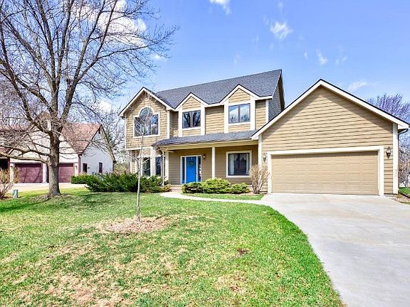 2nd image of 704 Hackerson Ct
