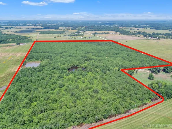 90 W St N, Porter, OK 74454