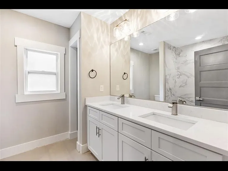2039 Glendale Dr — Photo 26