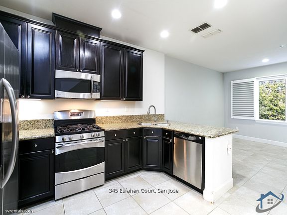 4th image of 345 Esfahan Ct