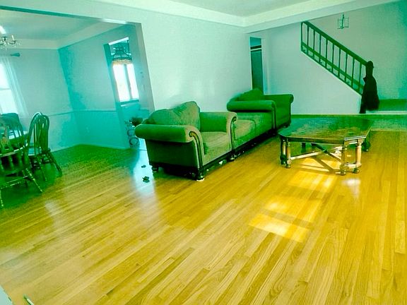 4th image of 11221 Canterbury Dr