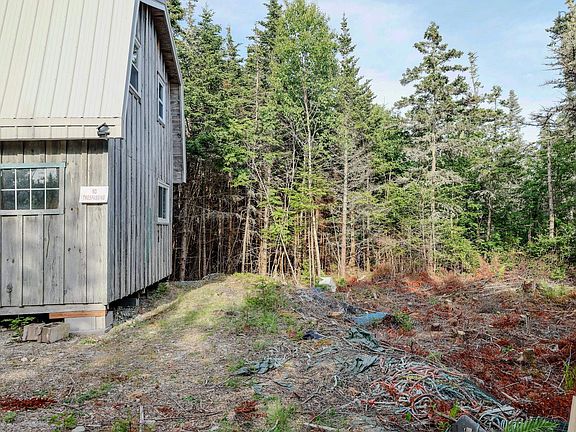 2nd image of 1060 Stoney Island Rd