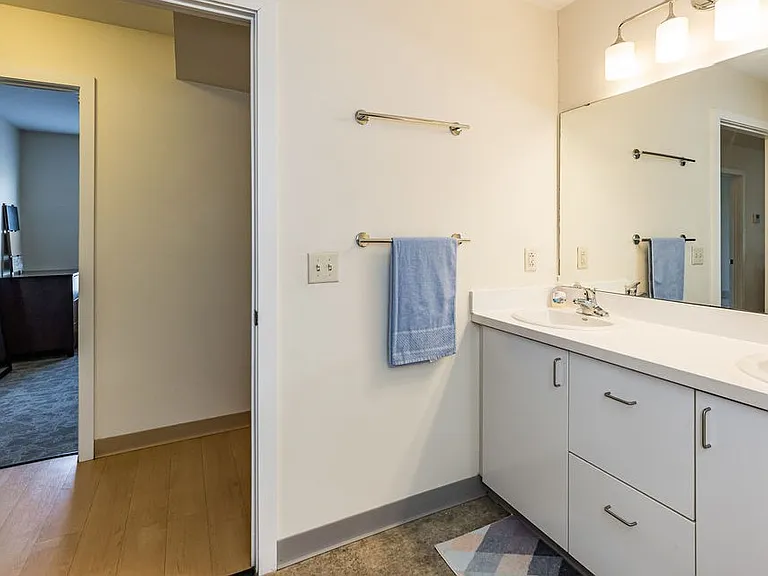 Copper Beech Commons — Photo 6