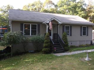 149 Ridge View Rd, Lackawaxen, PA 18435