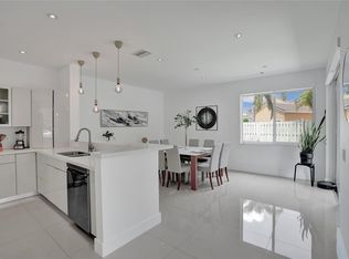 881 Briar Ridge Rd, Fort Lauderdale, FL 33327