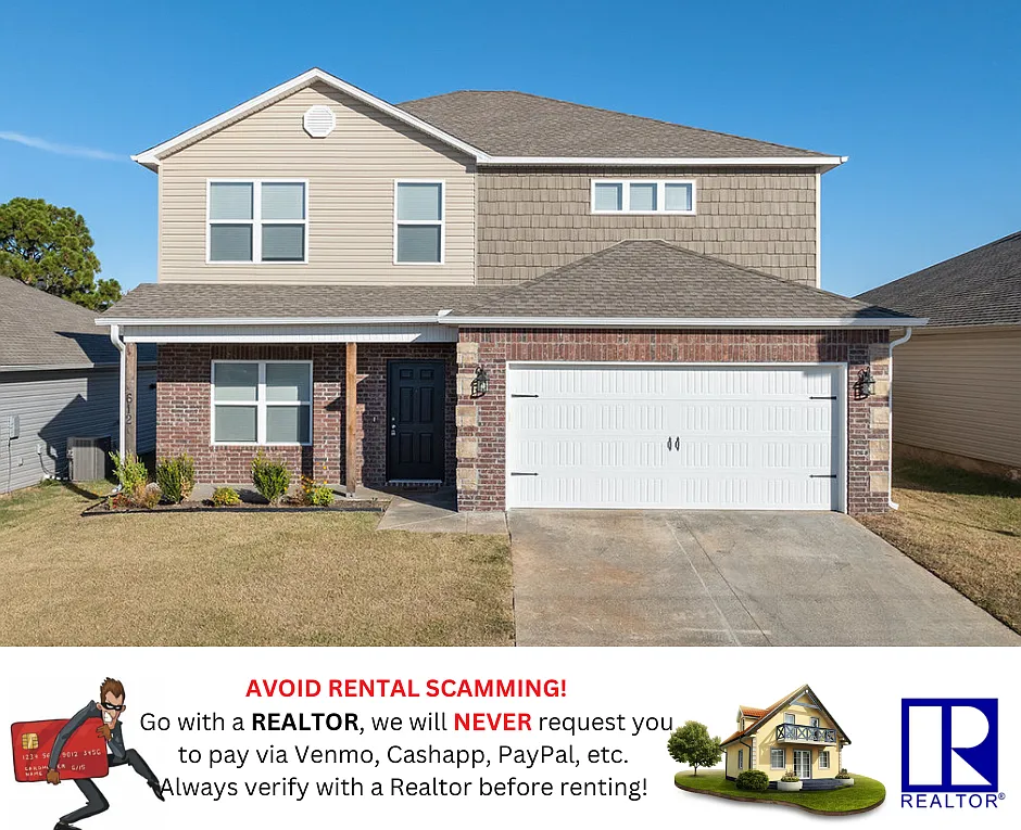 4 bed, 2.5 bath, 2352 sqft, $2,350 — Photo 1