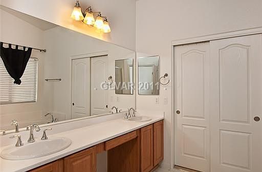 1st image of 10429 Walworth Ave