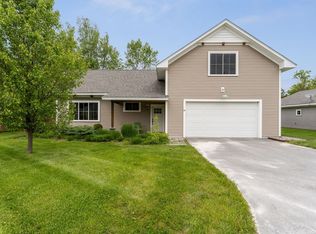 26 Fisher Pl, Shelburne, VT 05482
