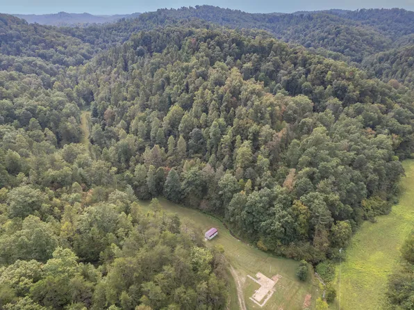 1065 Brushy Fork Rd, West Liberty, KY 41472